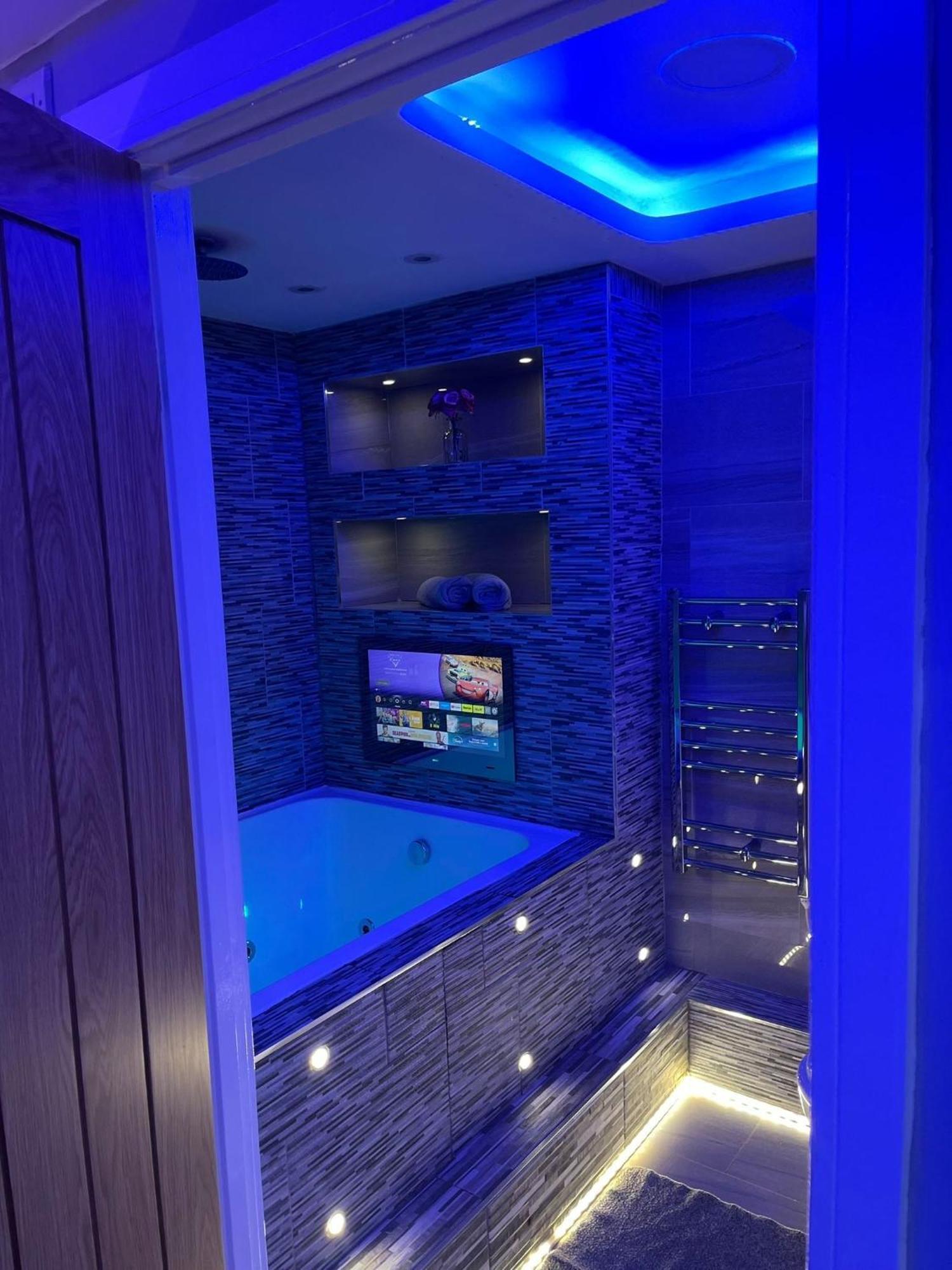 Livit Serviced Apartments Брадфорт Екстериор снимка